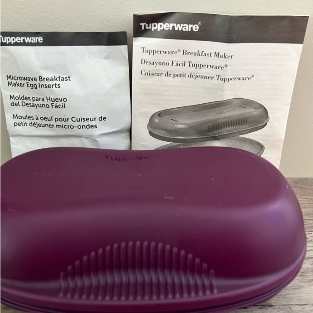 Tupperware Microwave Breakfast Maker w/Egg Insert Cooker